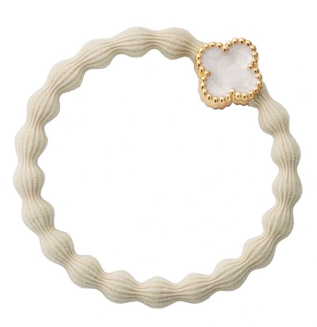 Hovedbilde BE Gold enamel quatrefoil vanilla